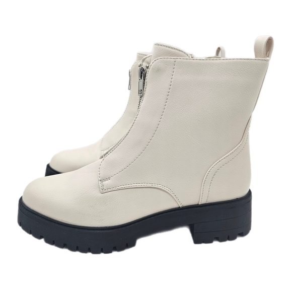 NIB New York & Company Allie Womens White Block Heel Lug Sole Zip Up Boot 10 - Picture 1 of 12